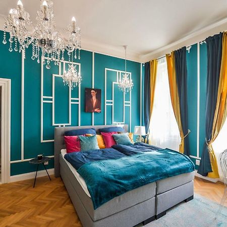 Glamour Frida Apartment Прага Екстер'єр фото