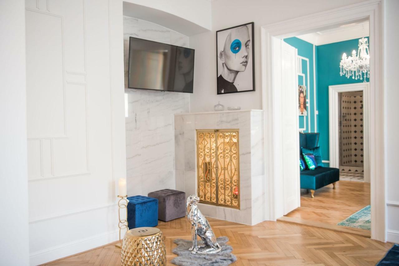 Glamour Frida Apartment Прага Екстер'єр фото