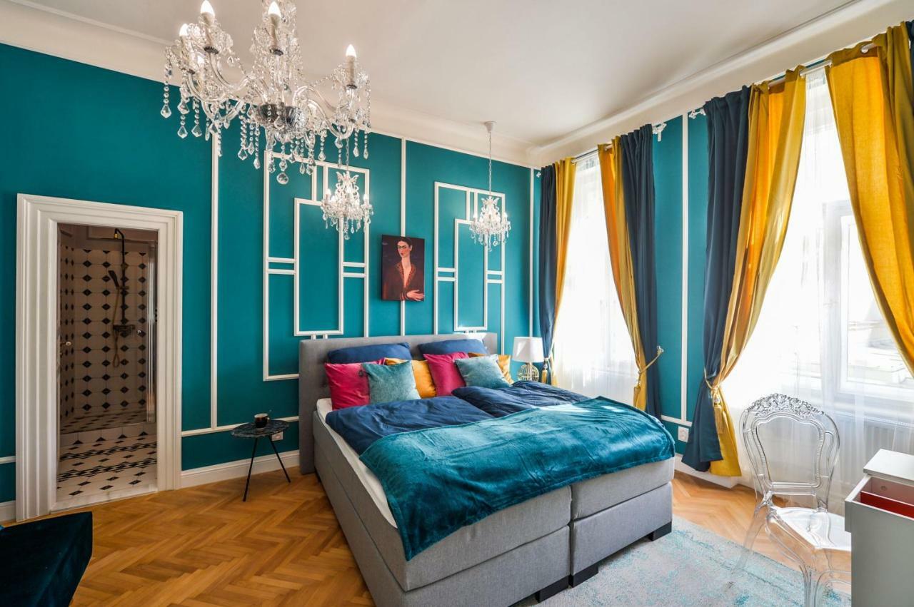 Glamour Frida Apartment Прага Екстер'єр фото