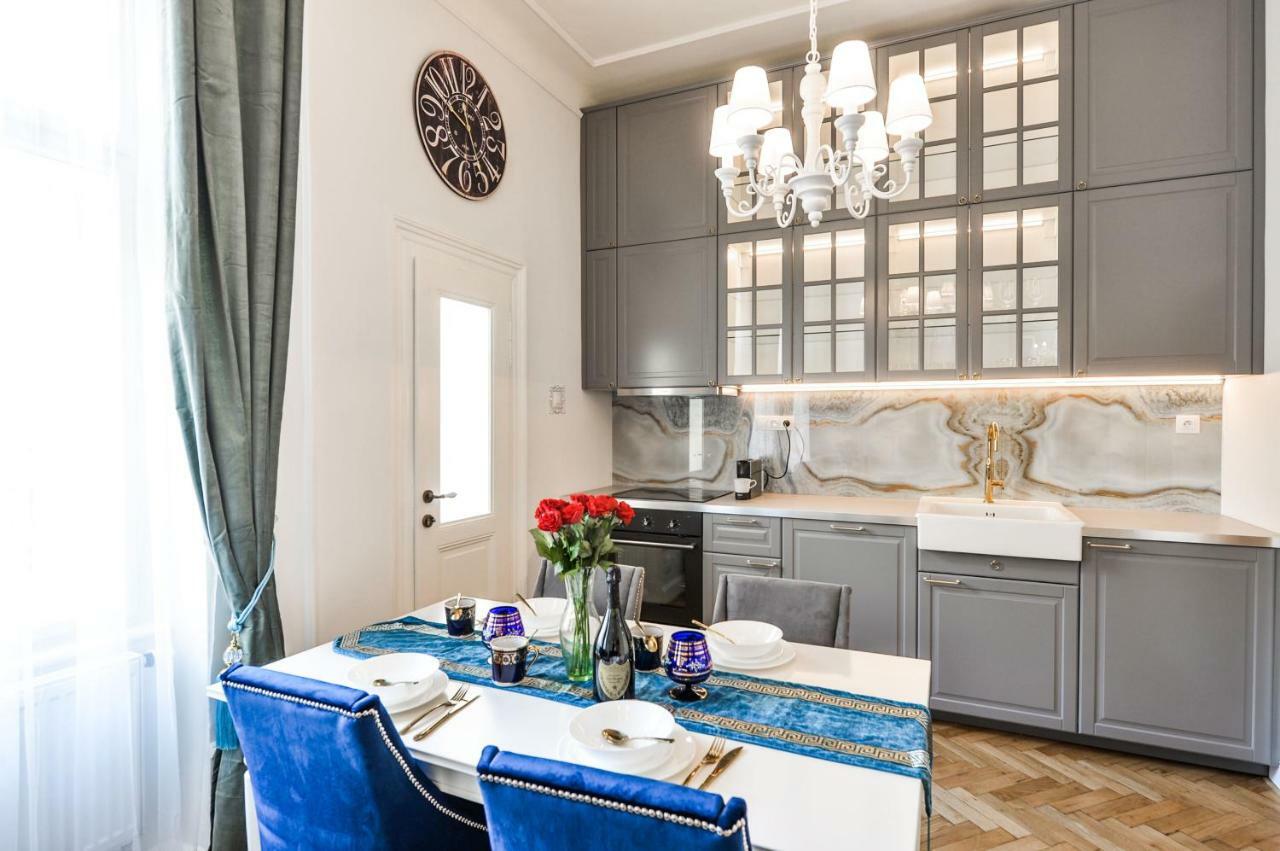 Glamour Frida Apartment Прага Екстер'єр фото