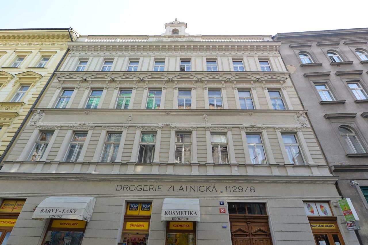 Glamour Frida Apartment Прага Екстер'єр фото