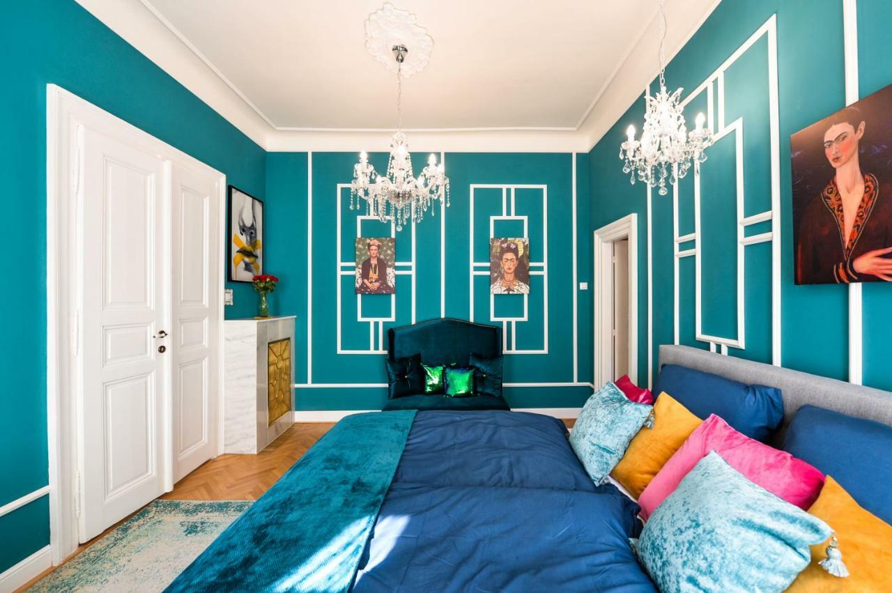 Glamour Frida Apartment Прага Екстер'єр фото